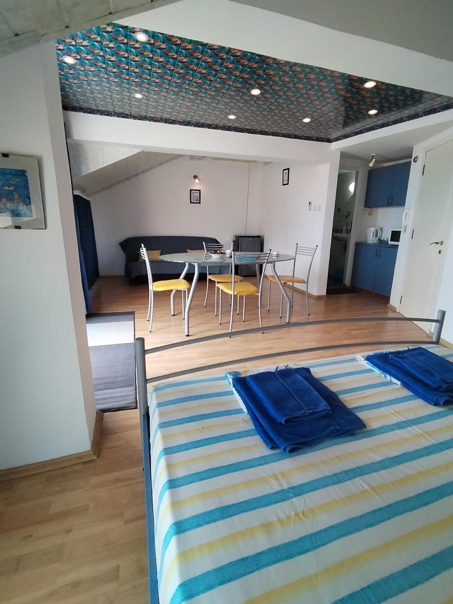 Lira Sto Apartments Pomorie Exterior photo
