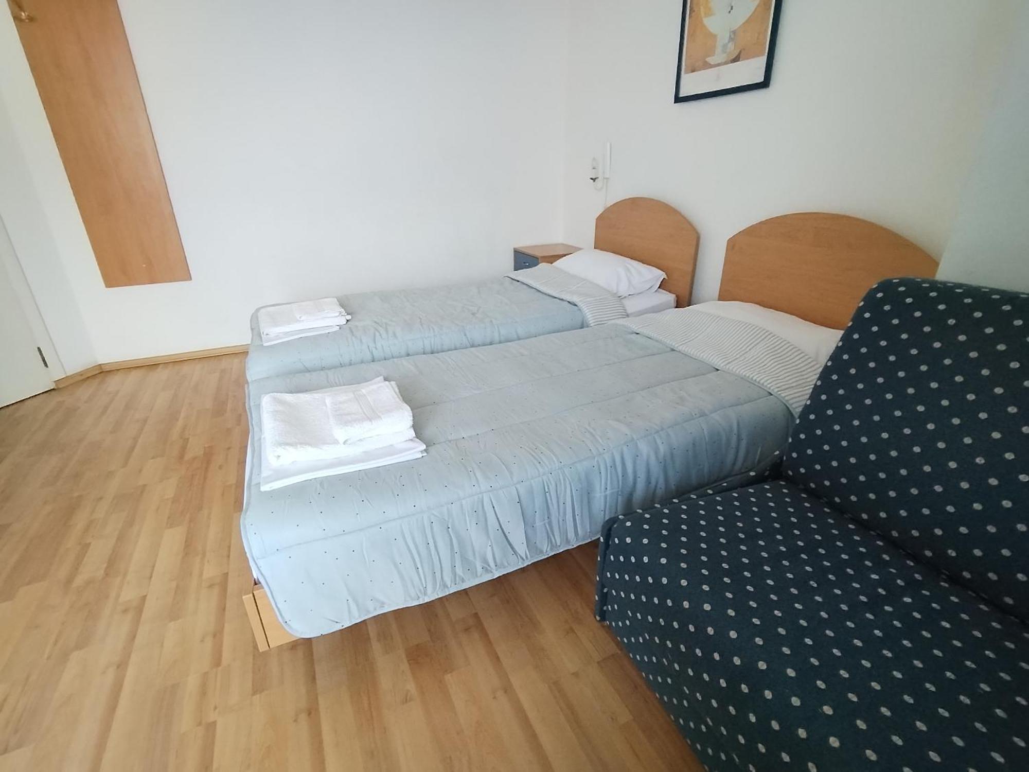 Lira Sto Apartments Pomorie Exterior photo